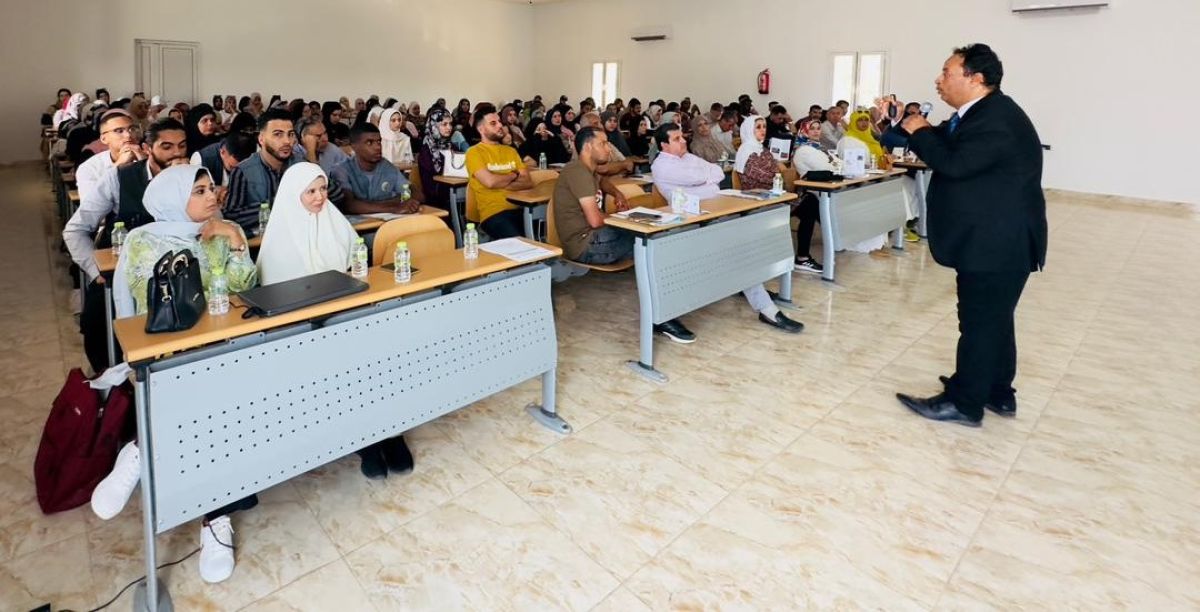 محاضرة بيئية بجامعة طرابلس الأهلية بمناسبة اليوم العالمي للبيئة 12 يونيو 2023.