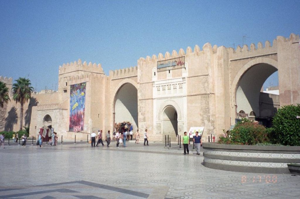 Bab Diwan 2C Sfax 1 b3e115e4