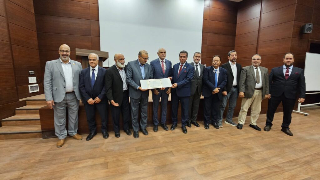 أول مناقشة لرسالة ماجستير ضمن برنامج الدراسات العليا بكلية التقنية الطبية، جامعة طرابلس 2026 4 a002