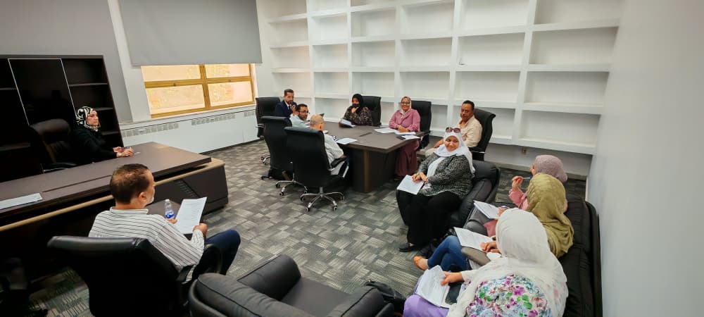 اجتماع مركز الاستدامة المجتمعية بجامعة طرابلس 2026 12 00010