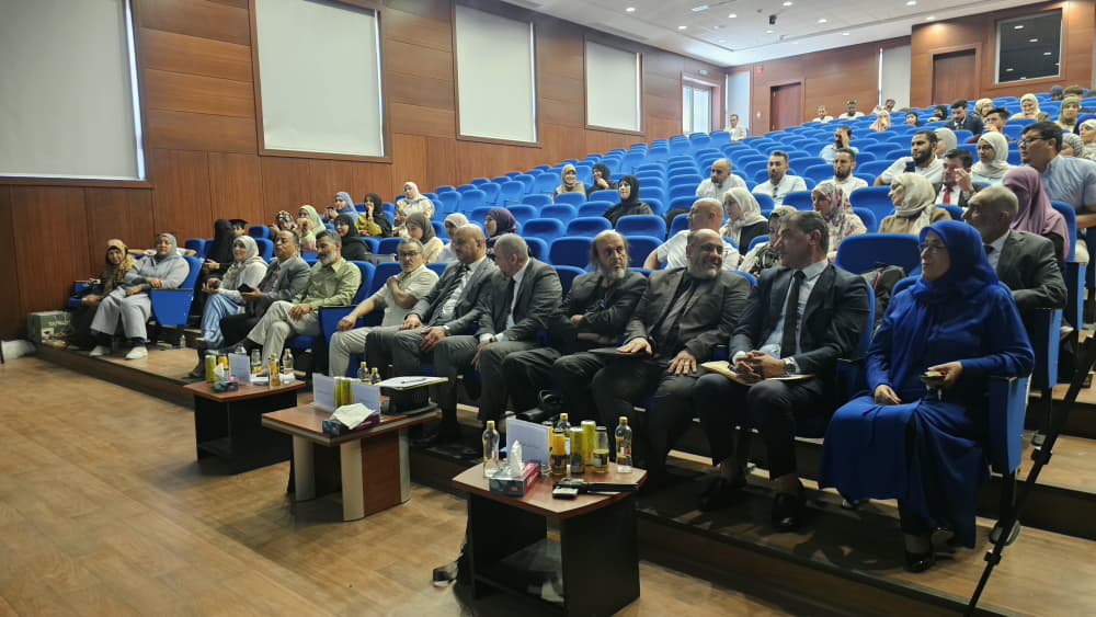 مناقشة رسائل ماجستير لثلاث طلاب بقسم علوم المختبرات الطبية 21 016