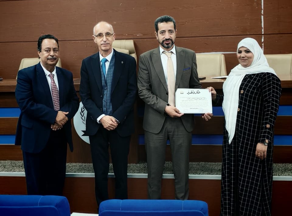 دورة بالتنسيق مع مركز الاستدامة المجتمعية بجامعة طرابلس يونيو 2026 17 استدامة 0016