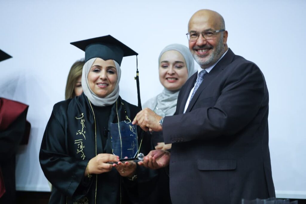 مناقشة رسالة الماجستير في تخصص الصحة العلاجية من قسم الصحة العامة، كلية التقنية الطبية. 27 هاجر 030